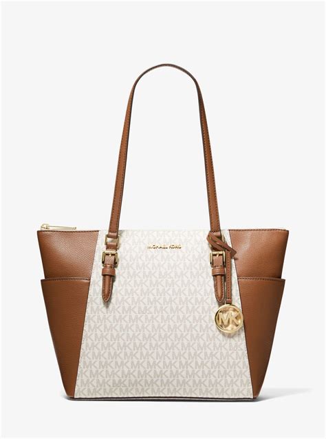 bolsa grande com cadeado tose michael kors|Bolsa Tote Charlotte 3 Em 1 Grande De Couro .